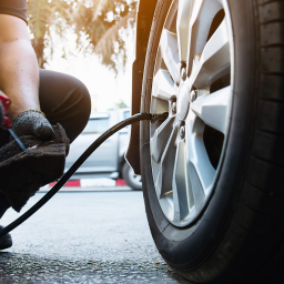 Emergency Tyre Problems in London | 24/7 Help for Drivers - Grip N Go Tyres