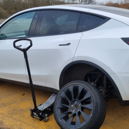 Tesla Mobile Tyre Fitting | Expert On-Site Service by Grip N Go