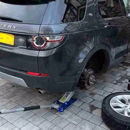 Mobile Tyre Fitting Wembley | Fast Local Tyre Service by Grip N Go