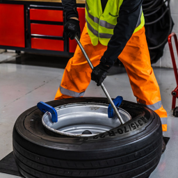 Urgent Tyre Fitting - Fast Mobile Tyre Services
