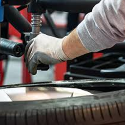 24 Hour Mobile Tyre Services-Emergency Tyre Assistance by GNG