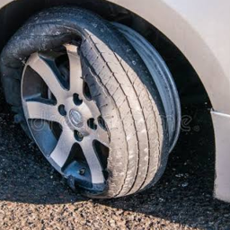 Tyre Has Come Off the Rim? Causes & What to Do